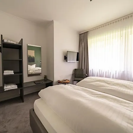 מלון Waldhotel Riesebusch 4*